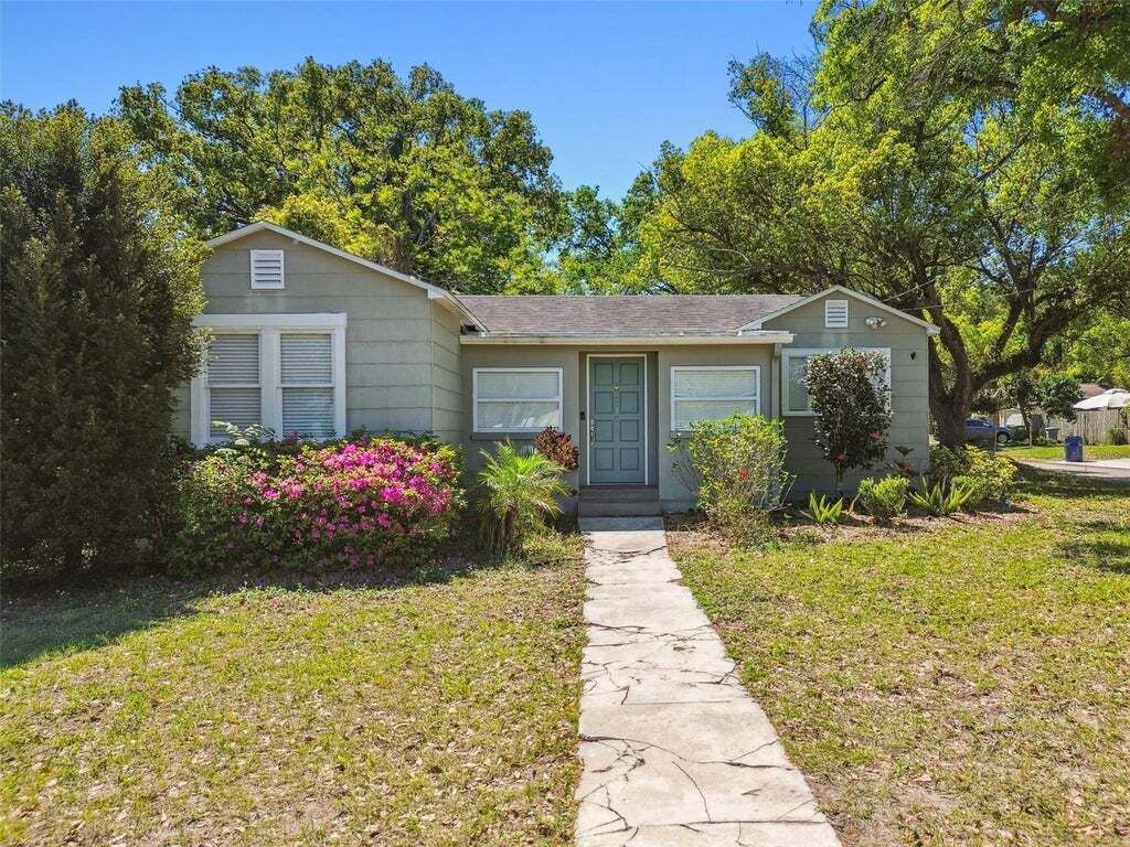 Property photo 1 of 20