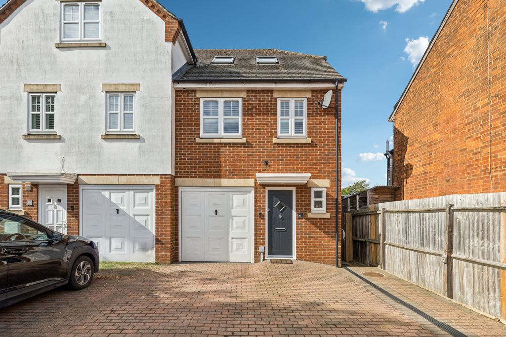 Property photo 1 of 36