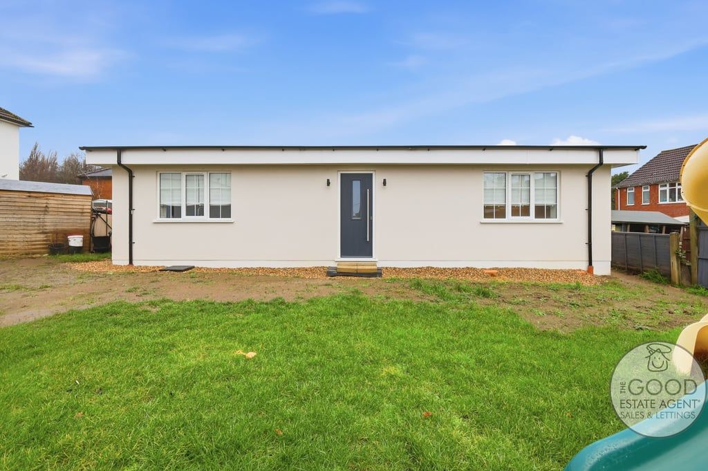 Property photo 2 of 21