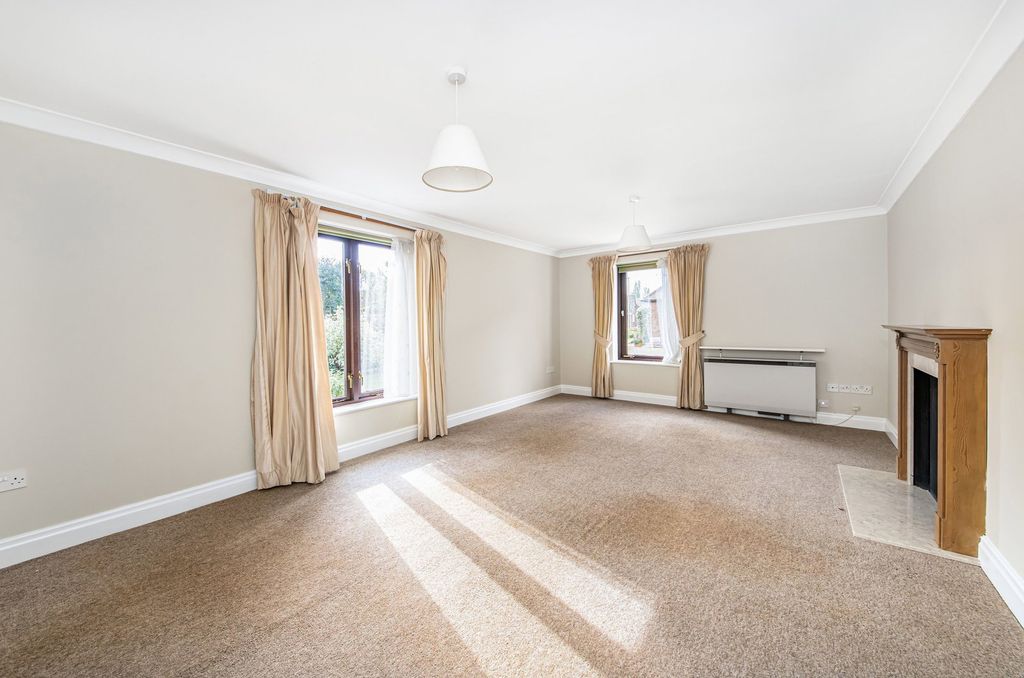 Property photo 3 of 18