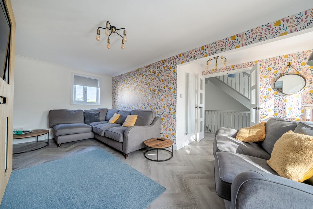 Property photo 2 of 21 1534811-17-1A1359...