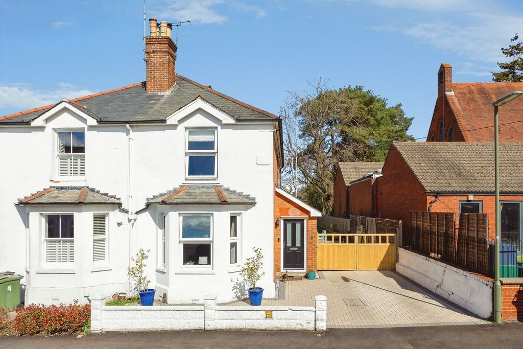 Property photo 1 of 18