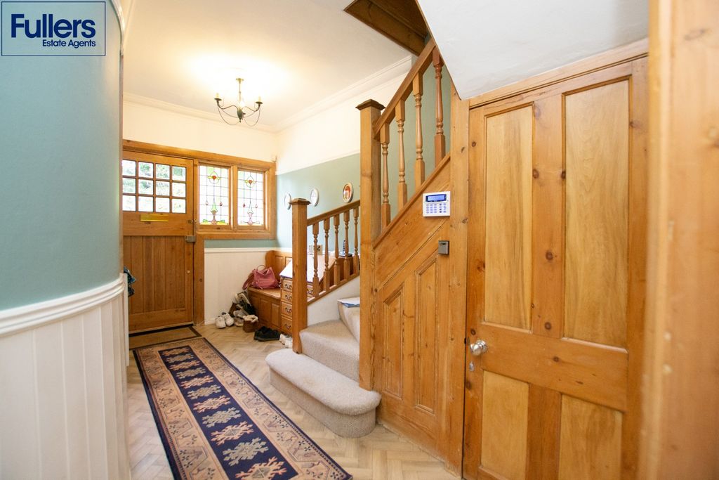 Property photo 3 of 21