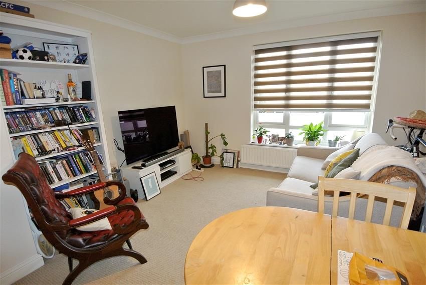 Property photo 3 of 4 Photo