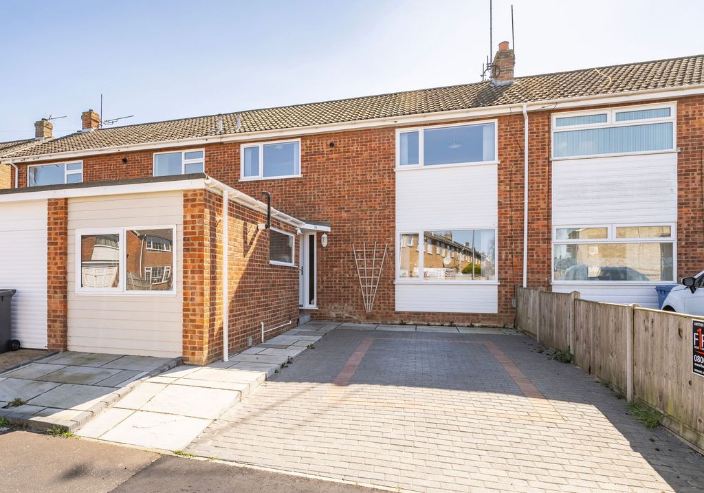 Property photo 1 of 16