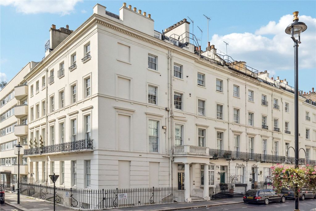 Property photo 2 of 9 Picture No. 18