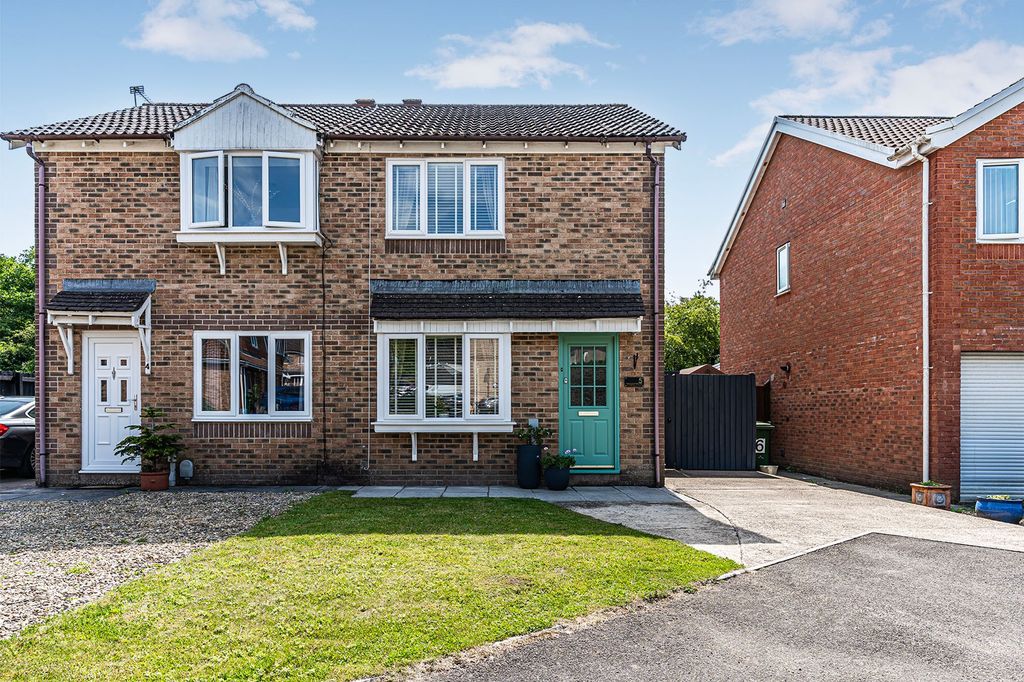 Property photo 1 of 29