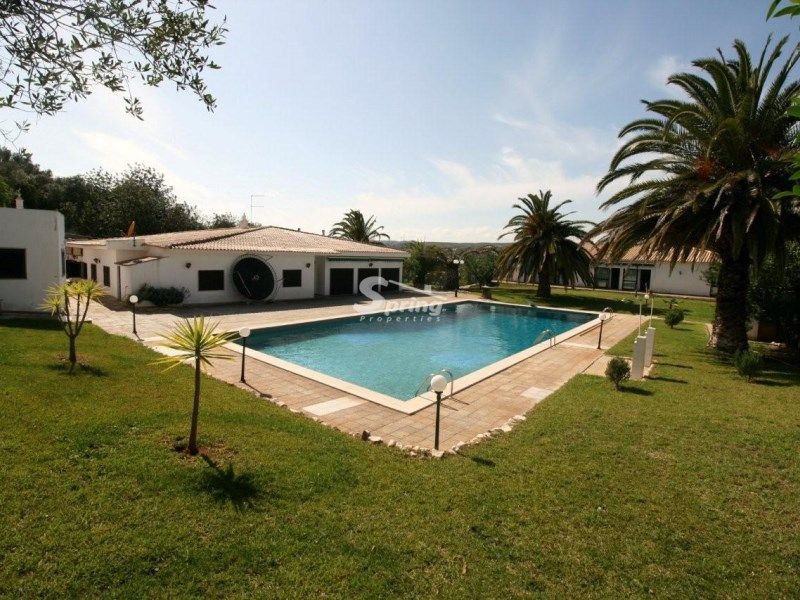 Property photo 1 of 27