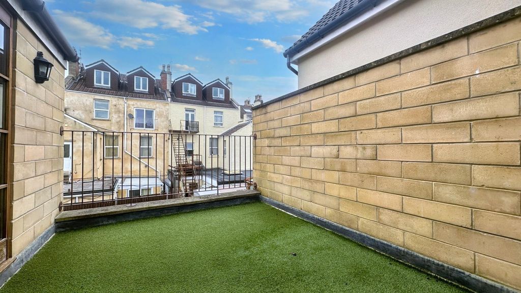 Property photo 2 of 11 Private Roof Terrace With Lush Artificial Lawn...