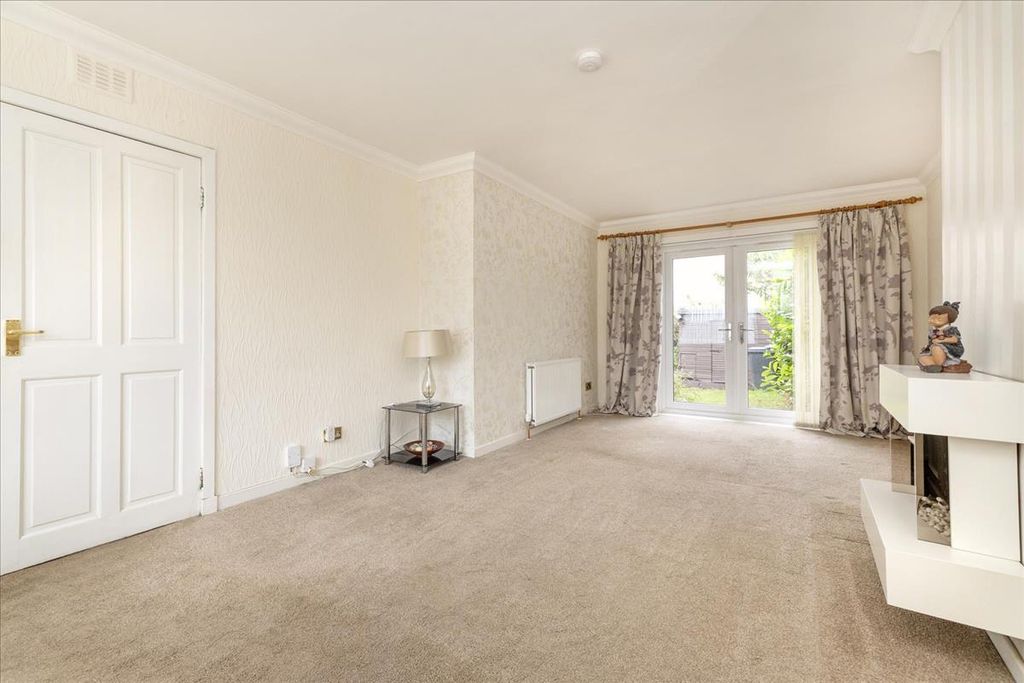Property photo 3 of 29