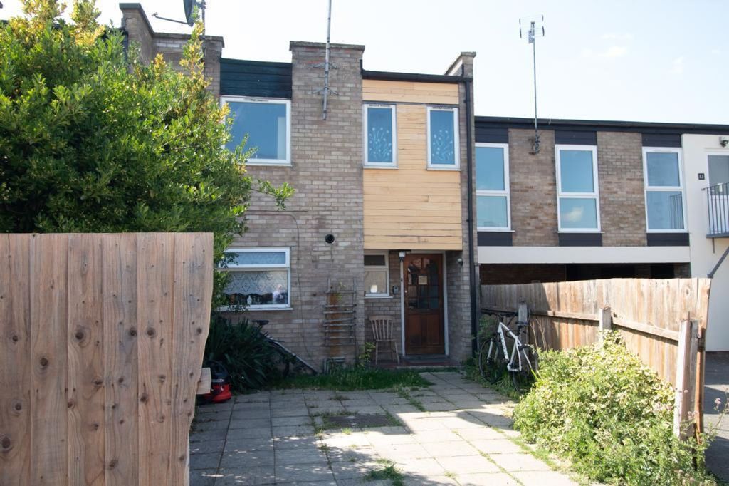 Property photo 3 of 8