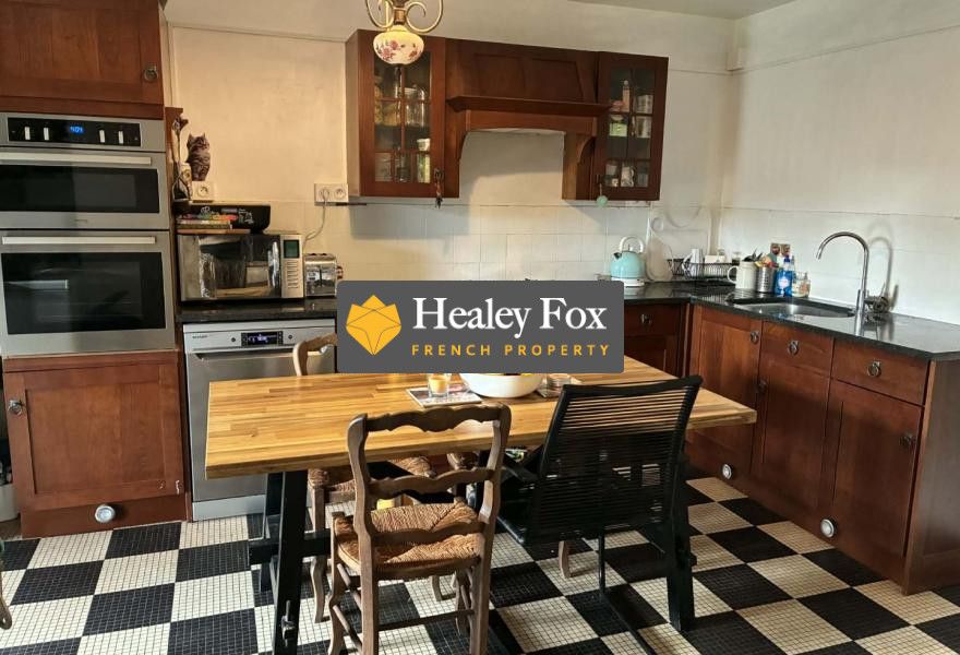 Property photo 3 of 19