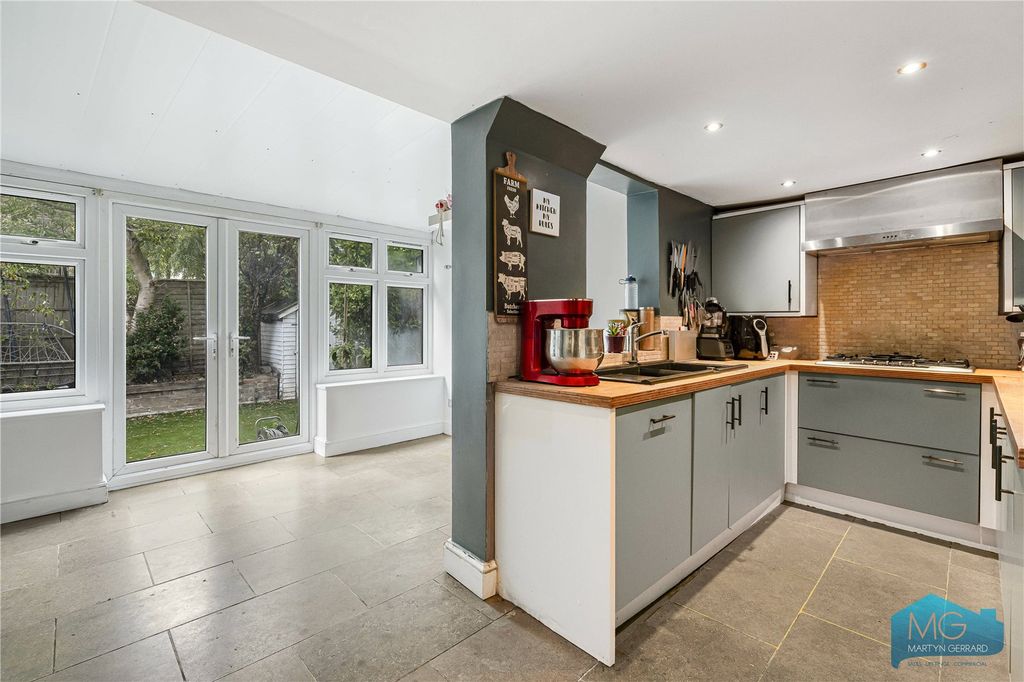 Property photo 2 of 21 Picture No. 07