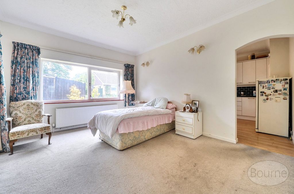 Additional image 13 of 3 bed bungalow for saleLove Lane, Petersfield, Hampshire GU31