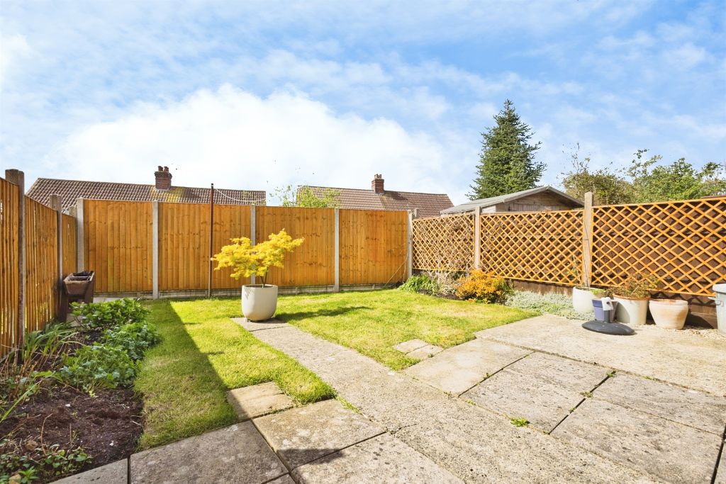 Property photo 2 of 13