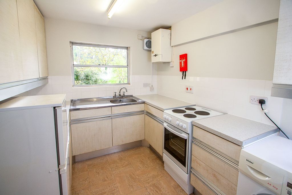 Property photo 3 of 10 3.Jpg