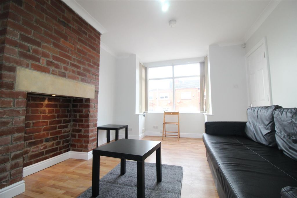 Property photo 2 of 11 Img_4949.Jpg