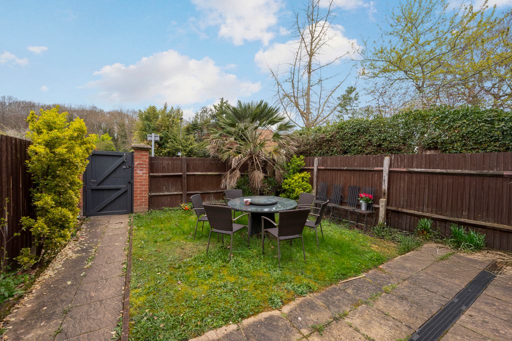 Property photo 3 of 19 Picture No. 03