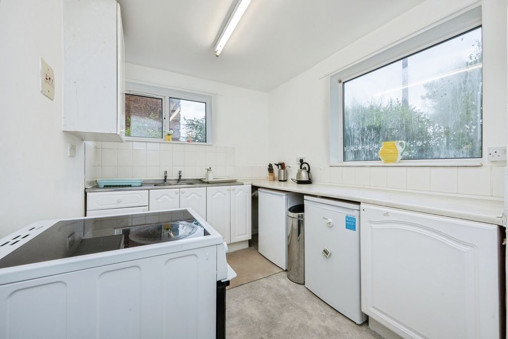 Property photo 3 of 15 Photo