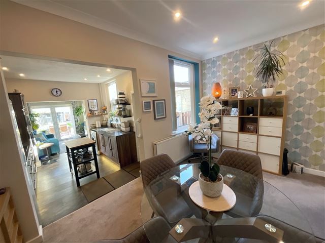 Property photo 3 of 21 Dining Room