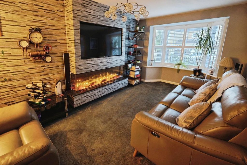 Property photo 3 of 14 F0d62F81-Pk7A0577.Jpg