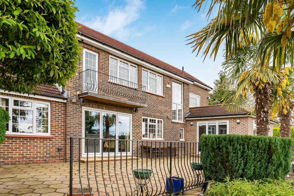 Additional image 4 of 4 bed detached house for saleHartley Down, Purley CR8