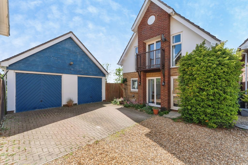 Property photo 1 of 27 Pbox-Img.Jpg