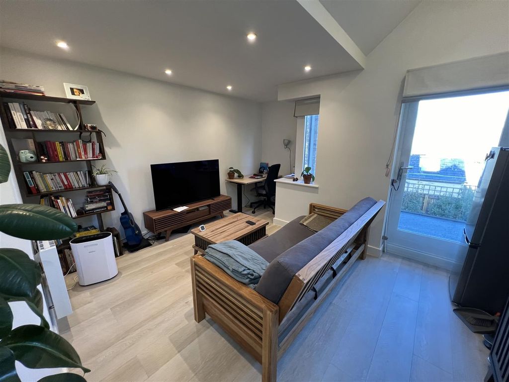 Property photo 1 of 6 Img_9600.Jpg