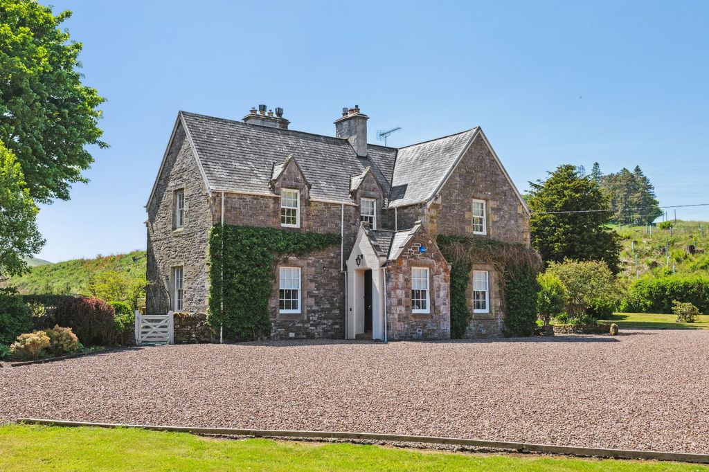 Property photo 1 of 54 External