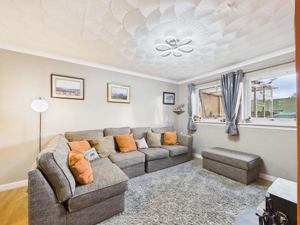 Property photo 2 of 18 Cam03481G0-Pr0122-Still018