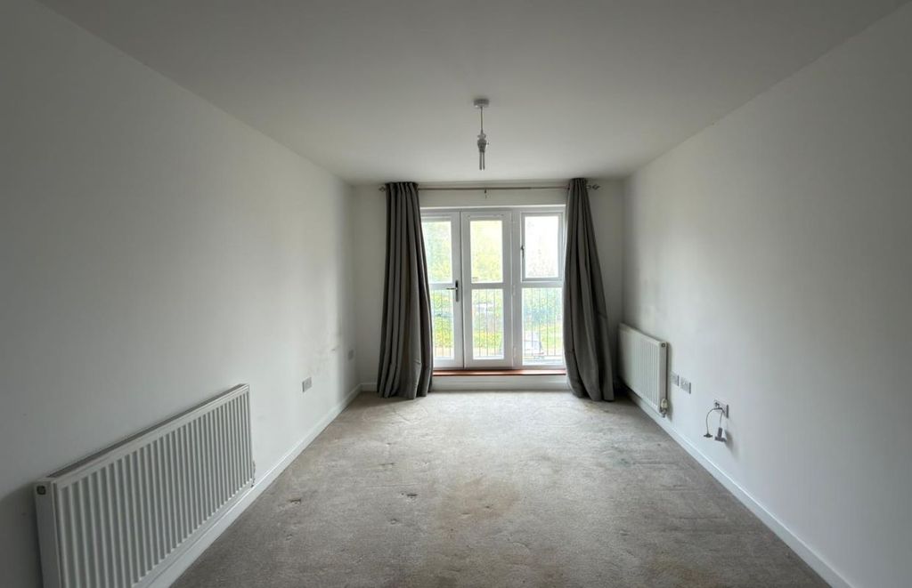 Property photo 2 of 5