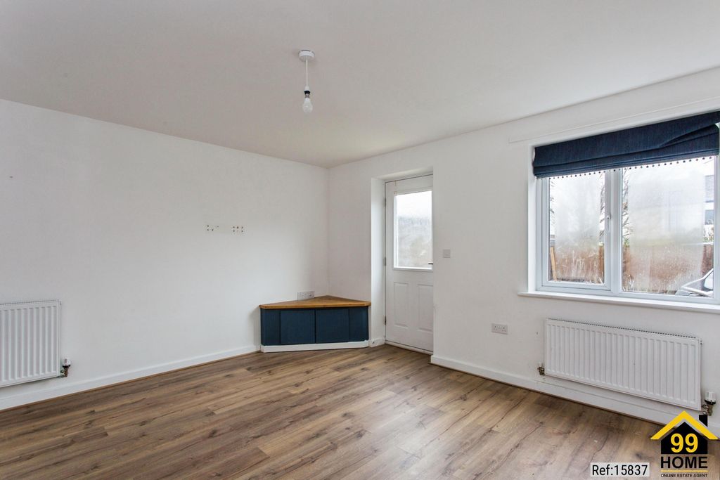 Property photo 3 of 20 Photo 2