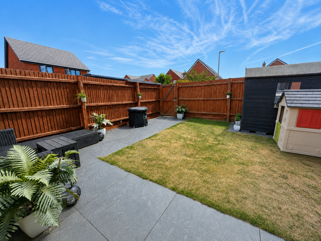 Property photo 2 of 17 1