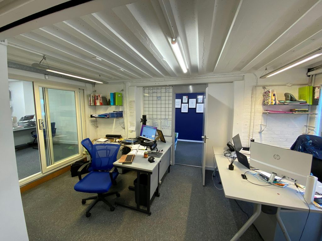 Property photo 3 of 6 02.Jpg