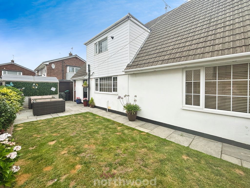 Property photo 3 of 23