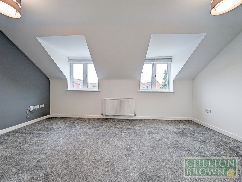 Property photo 3 of 27 Living Room