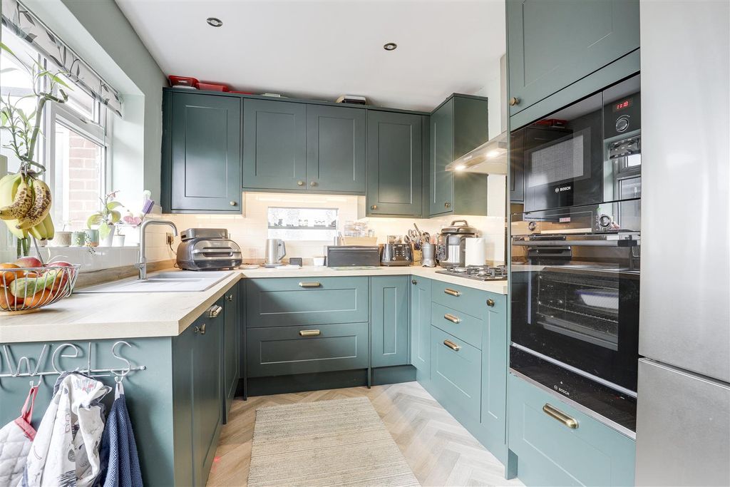 Property photo 2 of 17 10059.Jpg