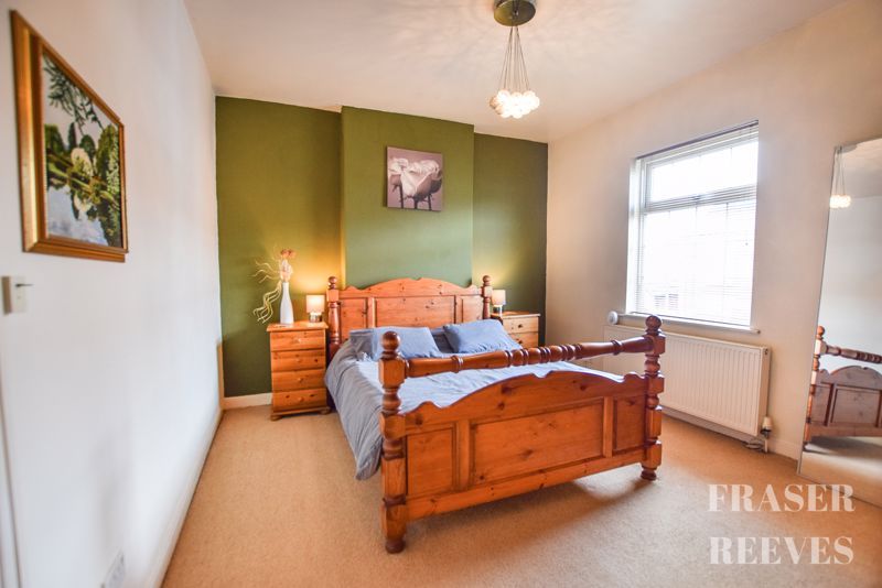 Property photo 3 of 13 Principle Bedroom