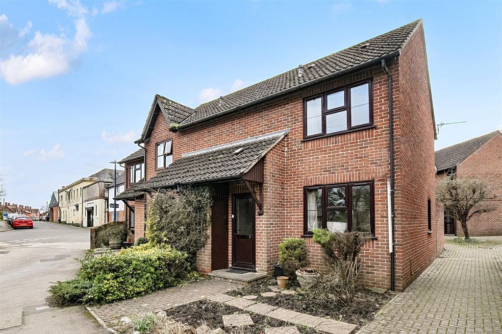 Property photo 1 of 19 Front Exterior.Jpg