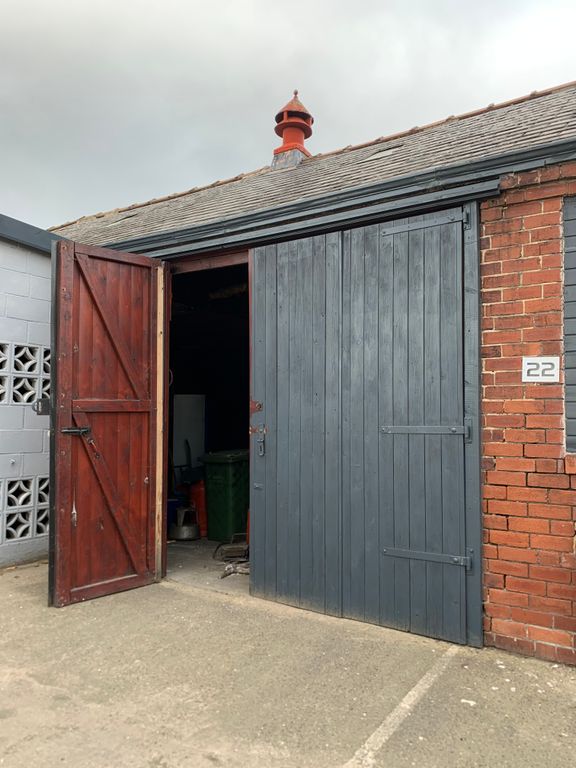 Property photo 1 of 8