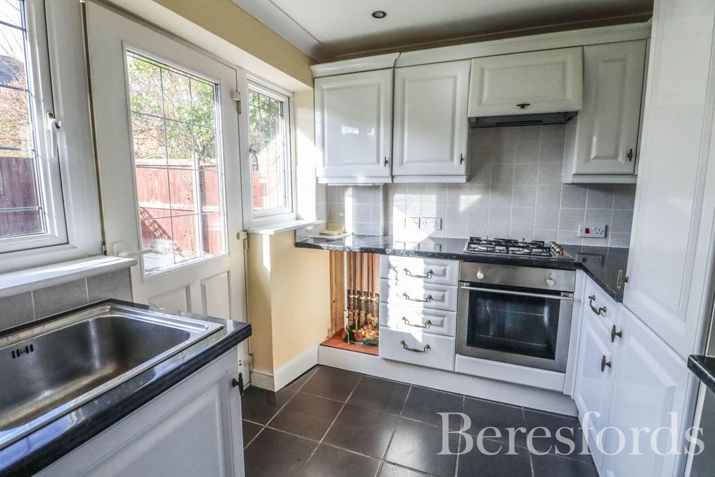 Property photo 3 of 8 Picture No. 05