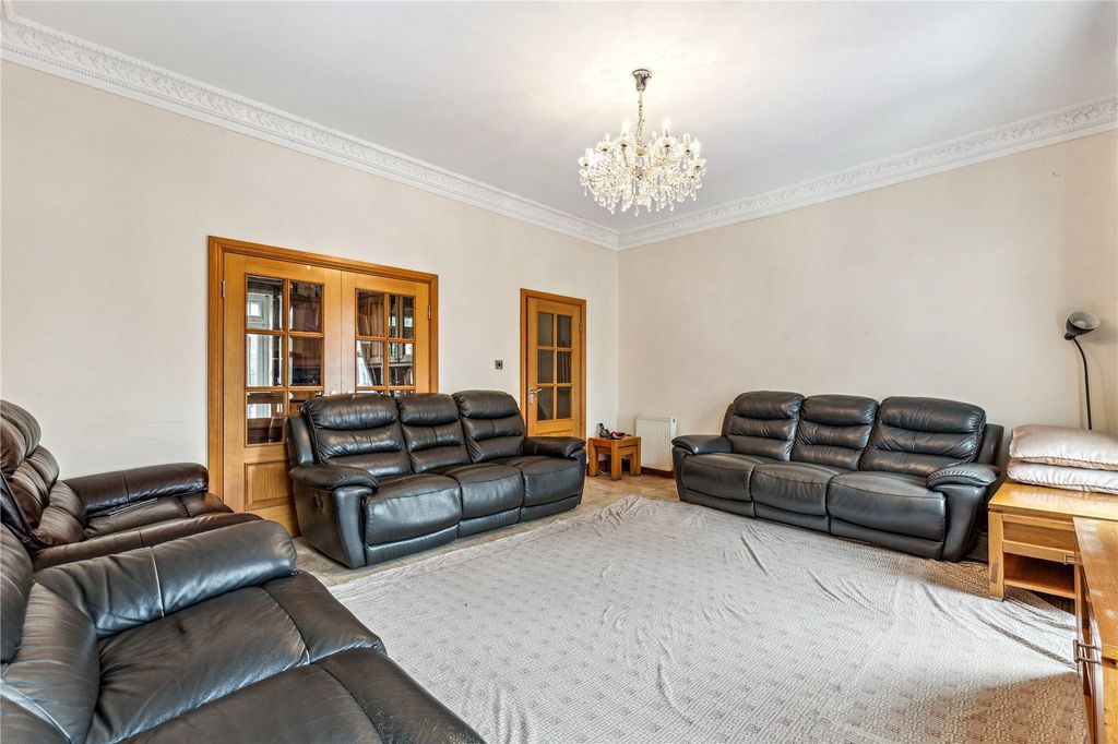 Property photo 3 of 16 A08J30000097Sl7Iam_Cso241140_08.Jpg