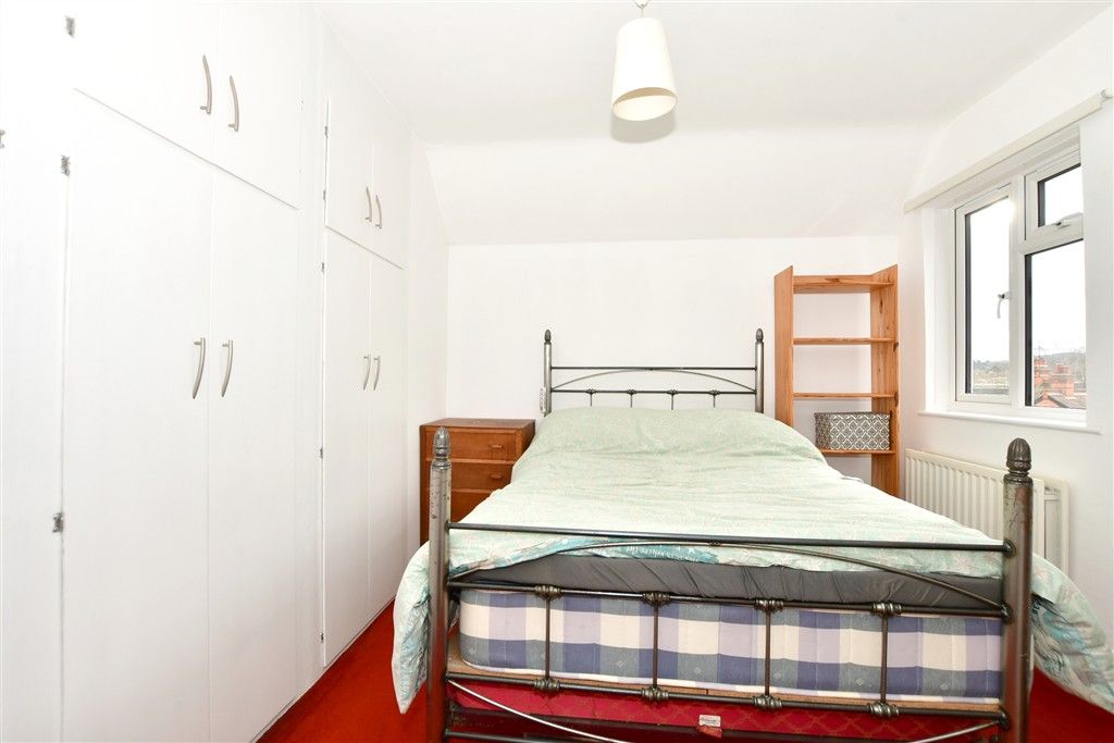 Property photo 3 of 10 Bedroom 2