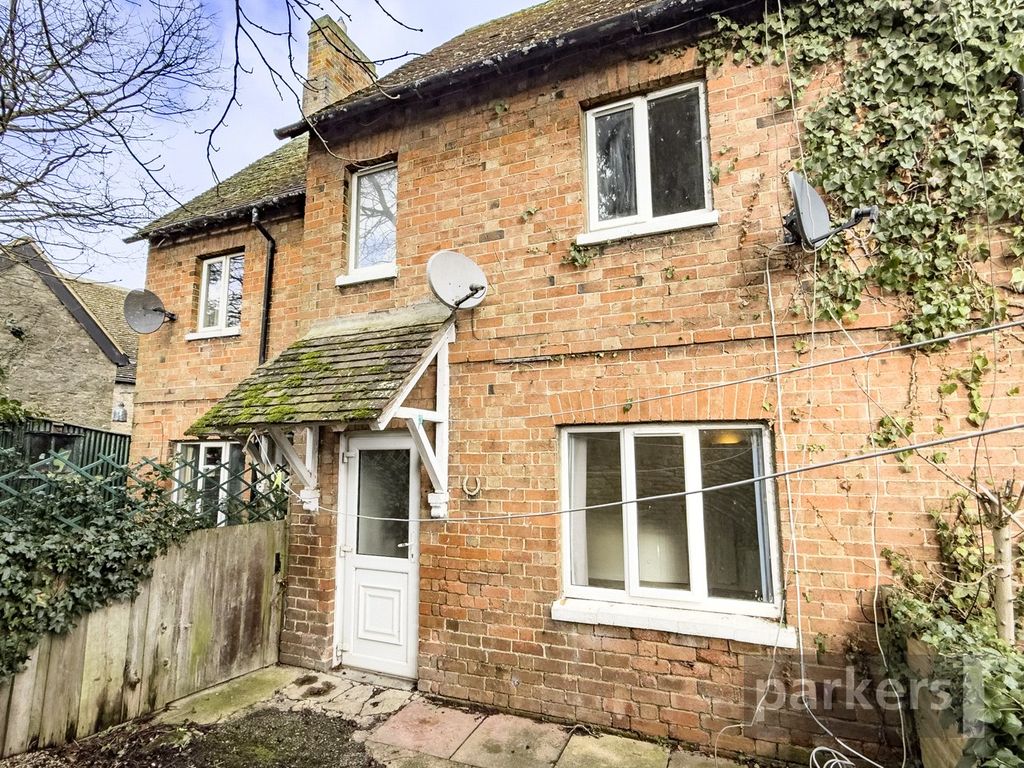 Property photo 1 of 18 External