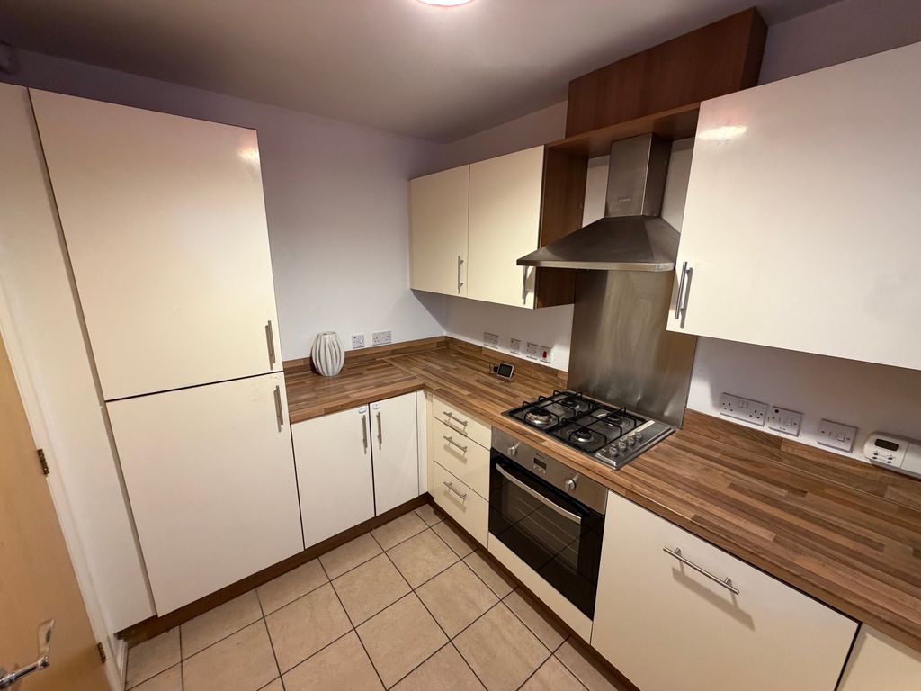 Property photo 3 of 12 Image