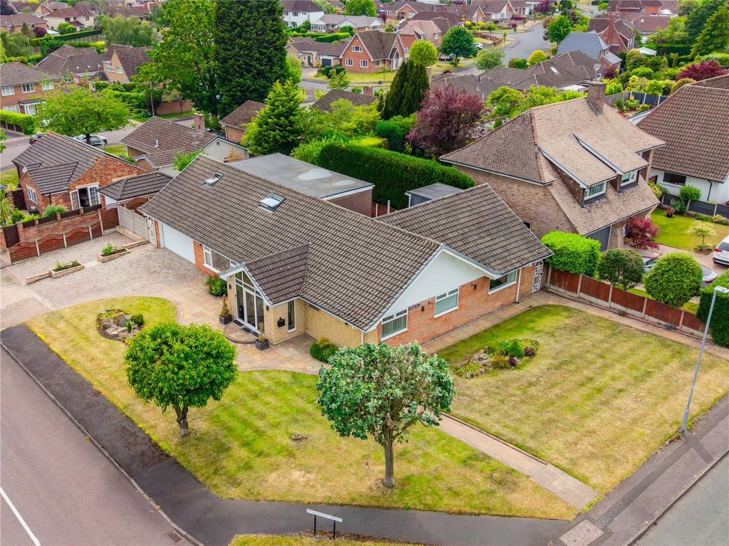 Property photo 1 of 46 Picture No. 61