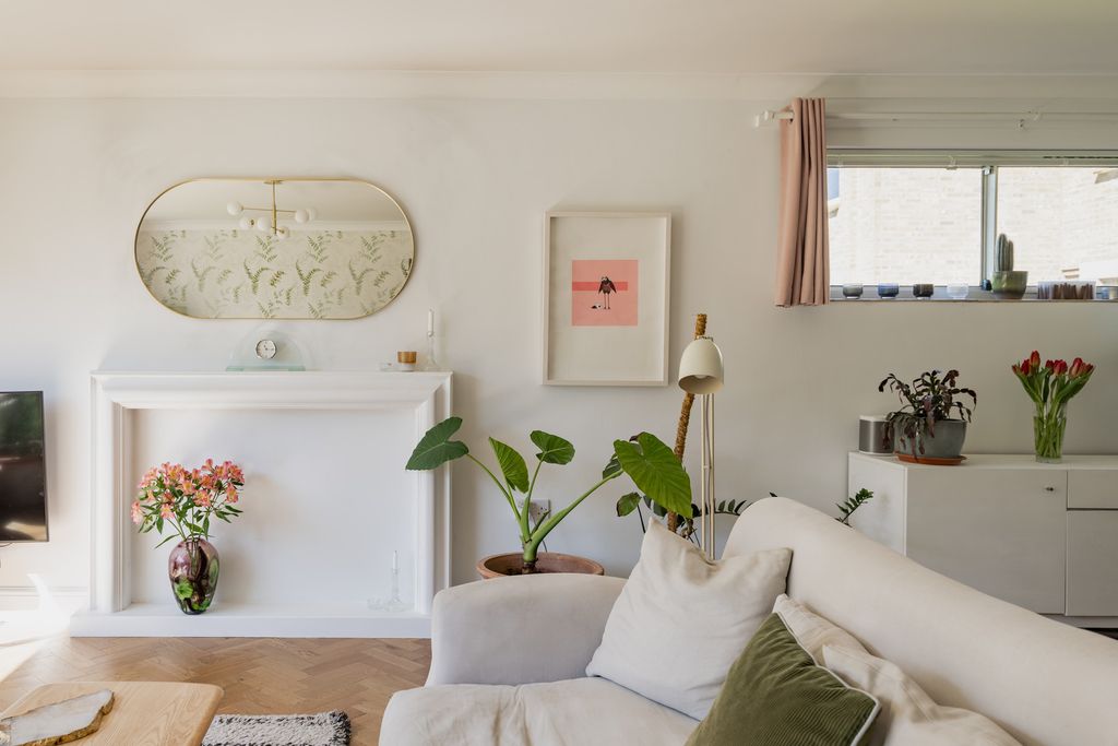 Property photo 3 of 27 338896 - 2 Mariners Court, Aldeburgh-14.Jpg