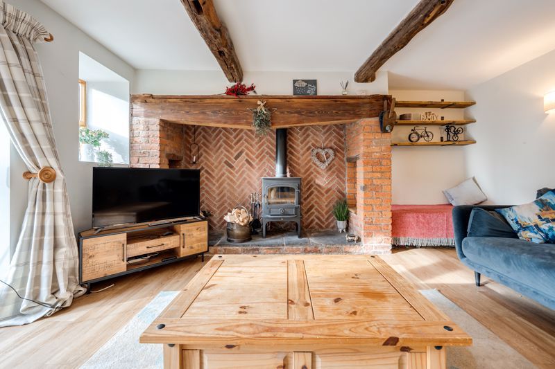 Property photo 2 of 33 Photo 23