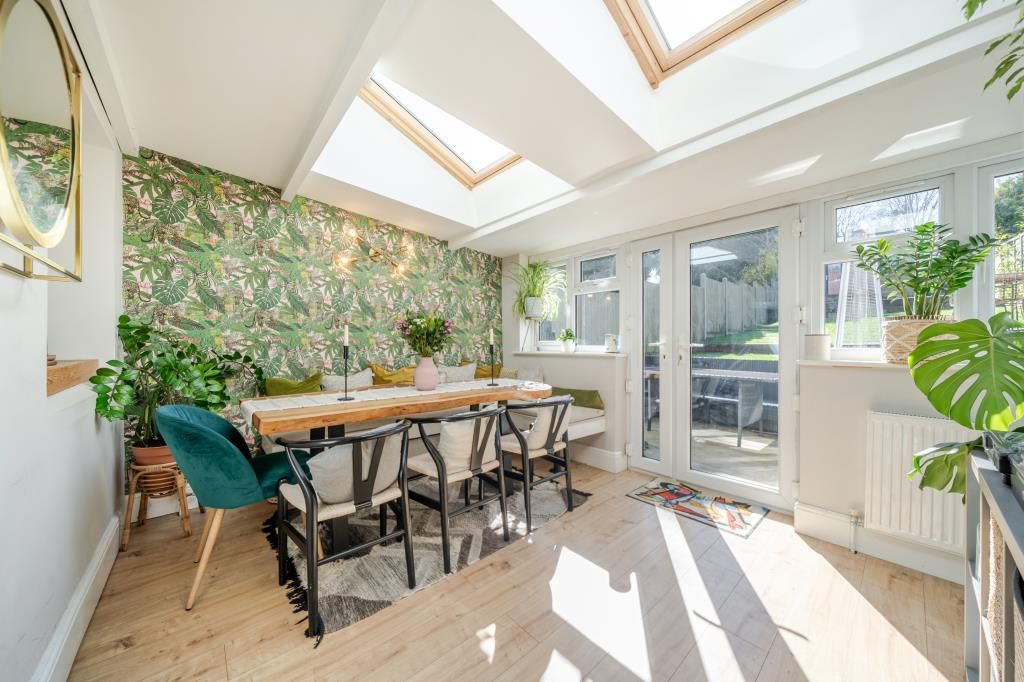 Property photo 3 of 18 Dining Room