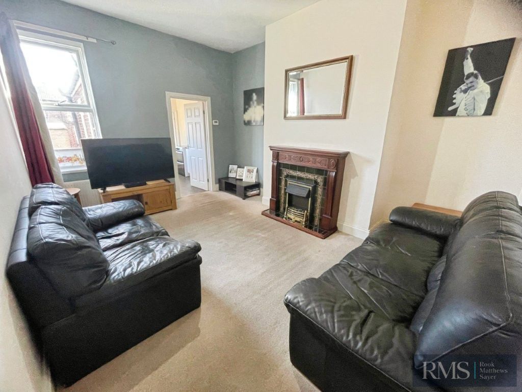 Property photo 2 of 8 Photo 6